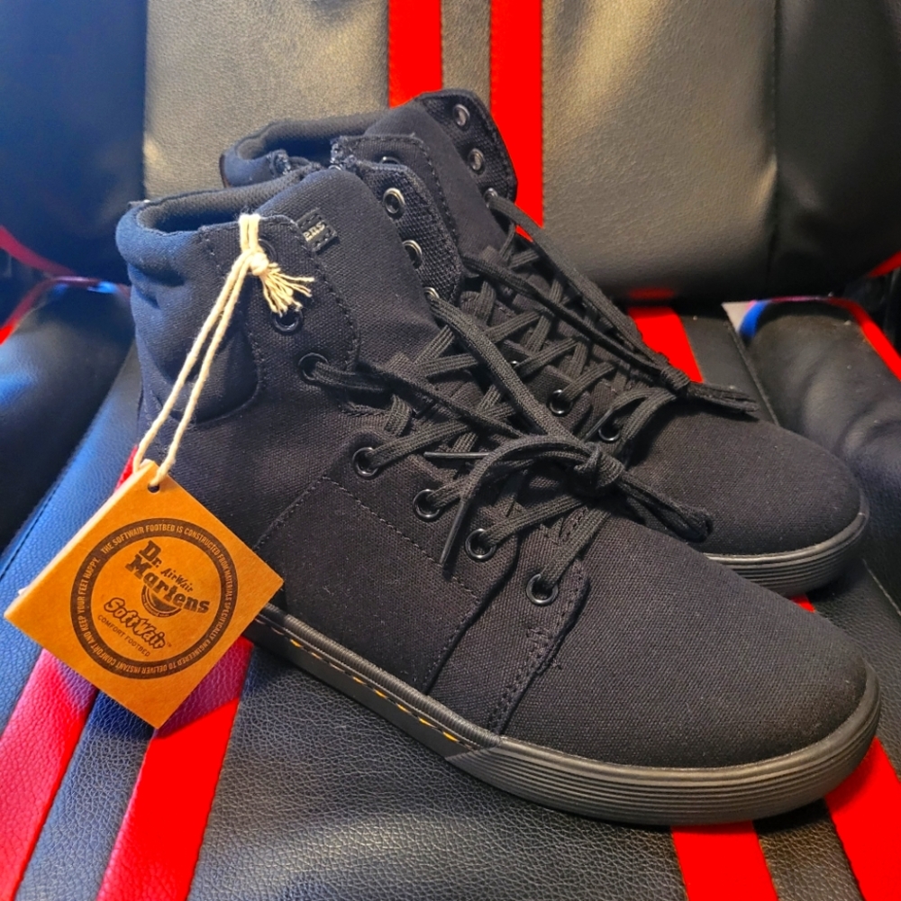 Dr. Marten's Rozarya Lace Up Boots